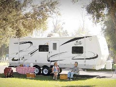 THOR JAZZ Right Front Model 280FQ Travel Trailer. CA RV Sales