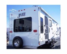 THOR JAZZ Right Front Model 300RLS Travel Trailer. CA RV Sales